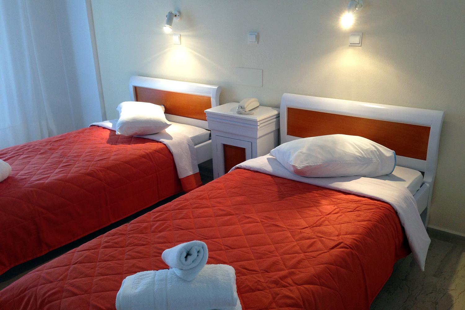 New Haroula Hotel Fira  Ngoại thất bức ảnh