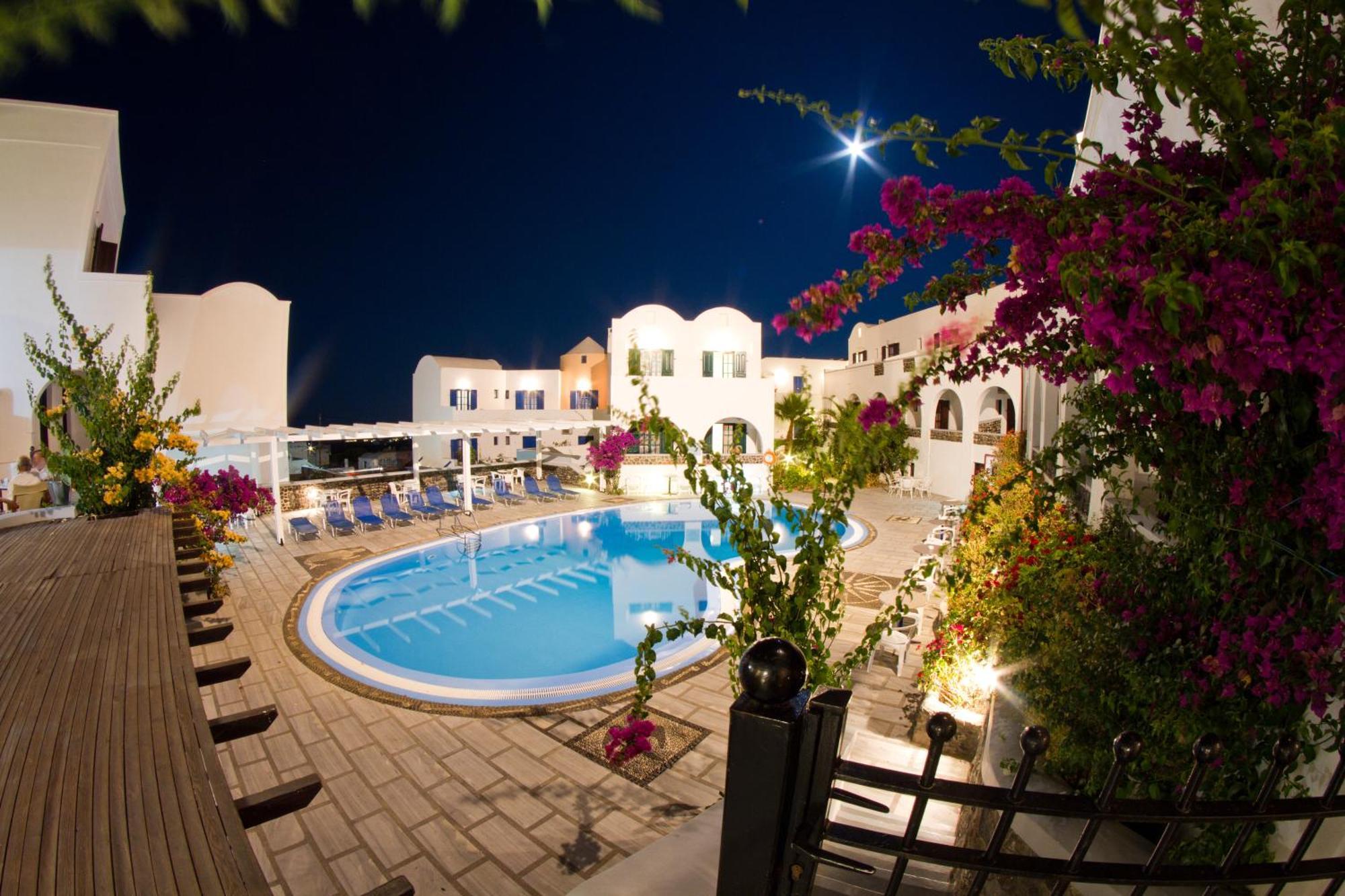 New Haroula Hotel Fira  Ngoại thất bức ảnh