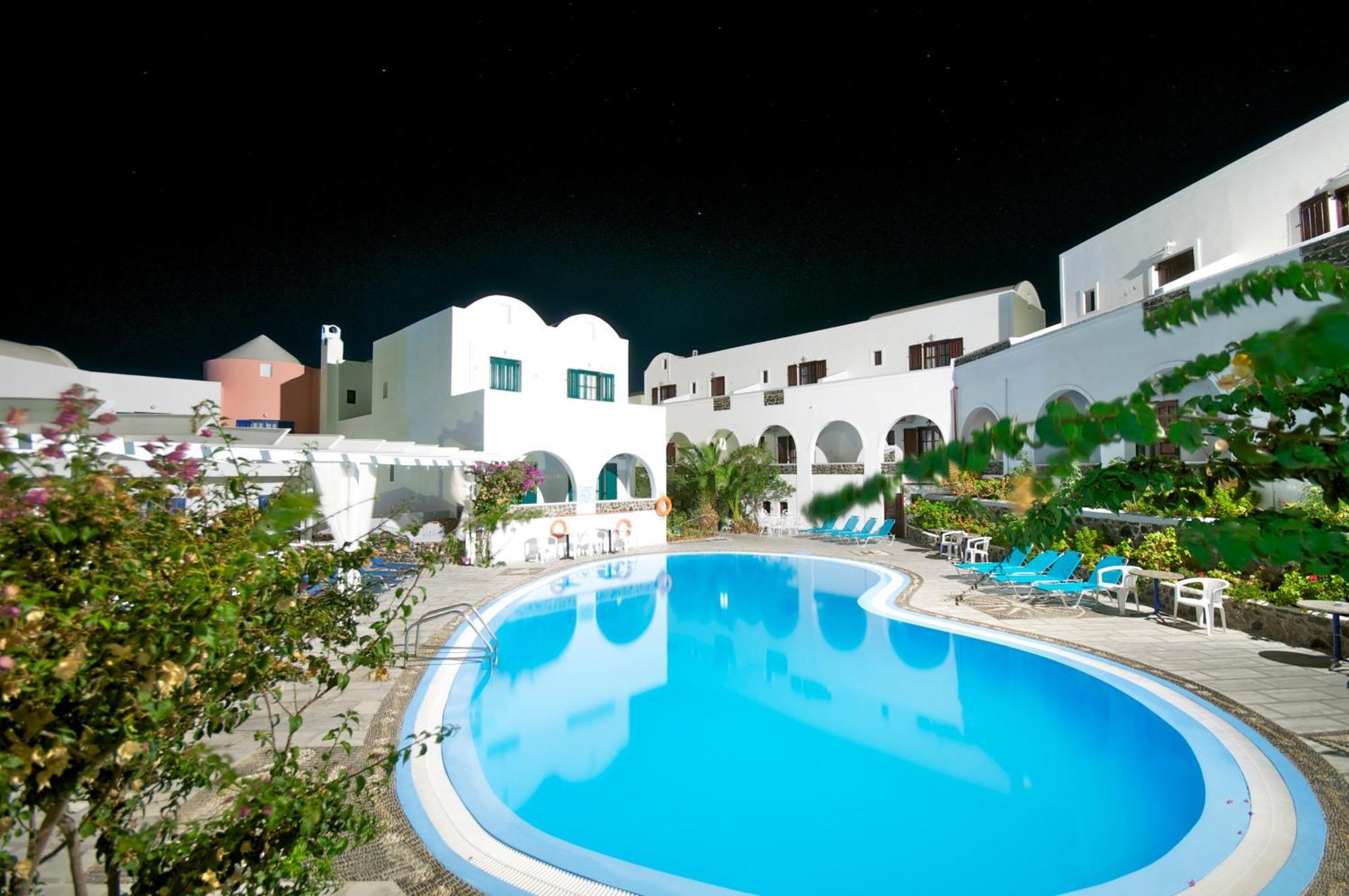 New Haroula Hotel Fira  Ngoại thất bức ảnh