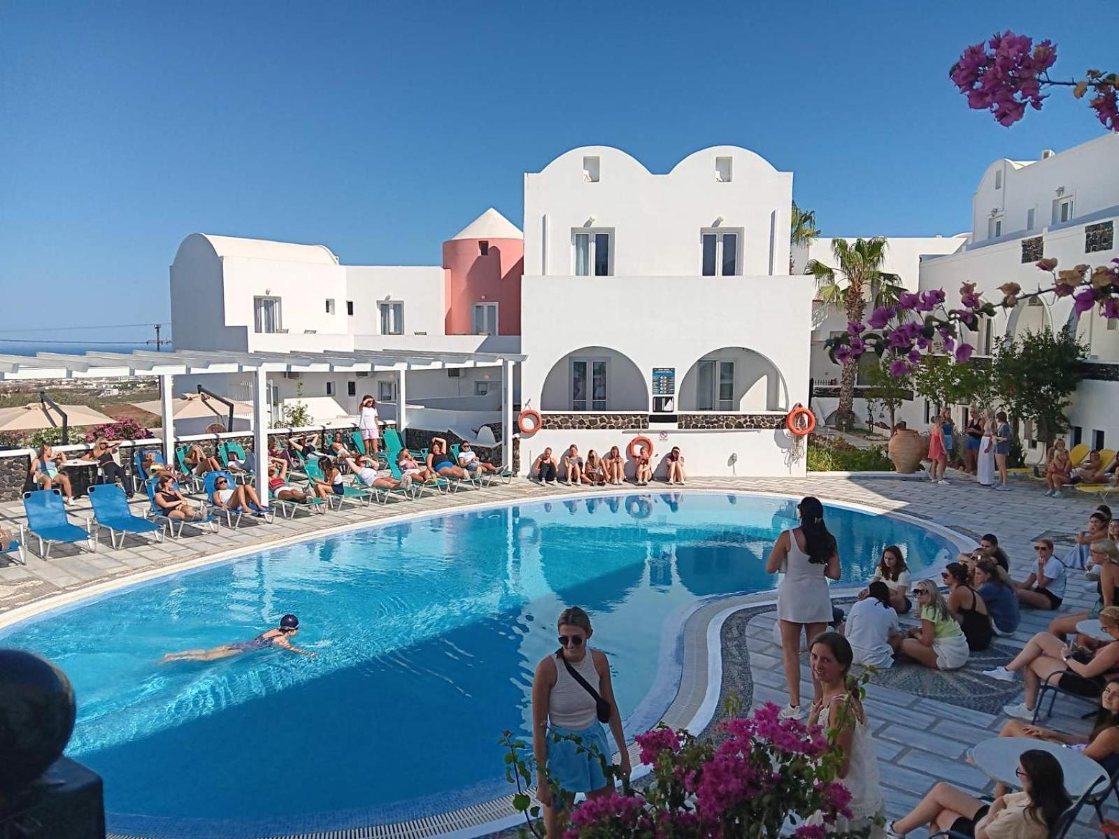 New Haroula Hotel Fira  Ngoại thất bức ảnh