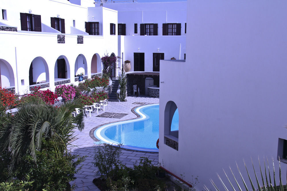 New Haroula Hotel Fira  Ngoại thất bức ảnh